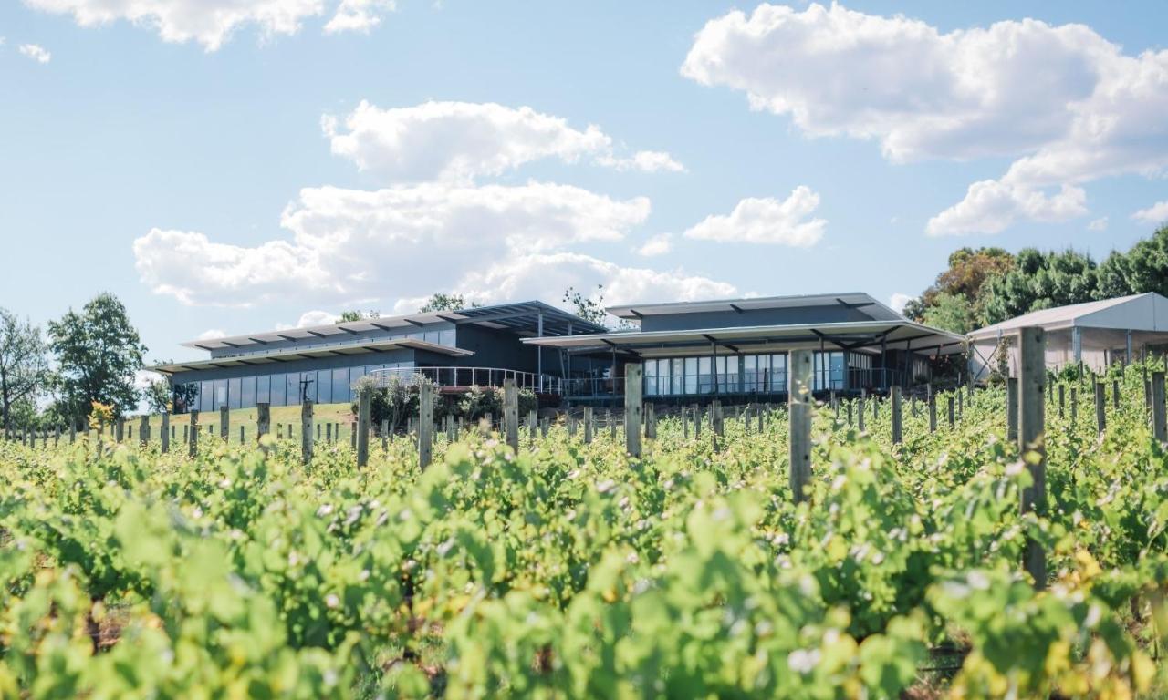 יארה גלן Balgownie Estate Yarra Valley מראה חיצוני תמונה The winery at the Charlesworth Estate